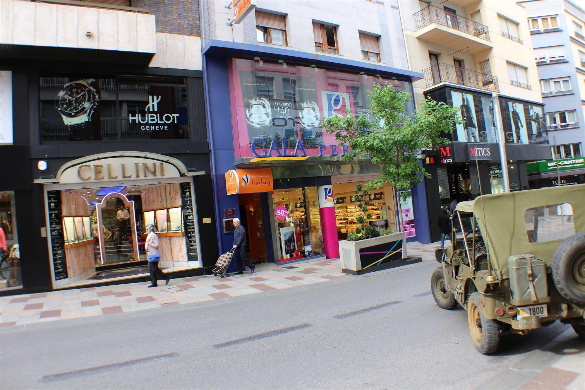 Hotel Marfany Andorra la Vella Dış mekan fotoğraf